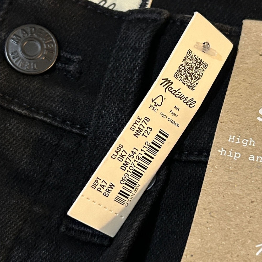 NWT Madewell  Tall Stovepipe Jean in Black Rinse Wash Size 23 T - Picture 6 of 11